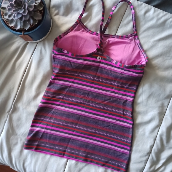 Lululemon top - Picture 3 of 5